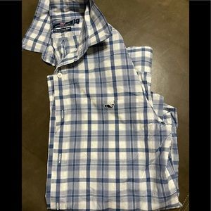 Vineyard & Vines slim fit tucker shirt size SMALL